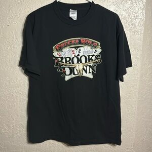 2005 SIGNED Brooks and Dunn Deuces Wild Shirt size L